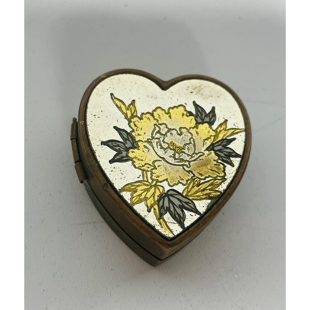 Vintage Golden Heart Shaped Music Player with Flower Design On Cover
